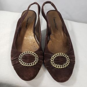 Bare Traps Seanna Brown Suede Leather Gold Accent Slingback Wedge Pumps Size 6M